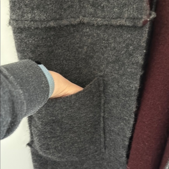 Anthropologie Moth Gray and Burgundy Sleeveless Vest Size XS/S - Picture 4 of 5